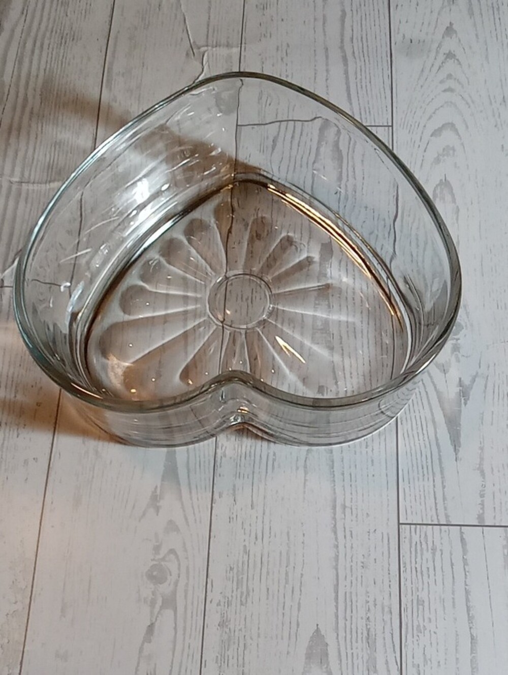 Clear Heart-Shaped Glass Decorative Bowl - Picture 3 of 4